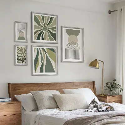 Conjunto de cuadros decorativos diseños abstractos con estilo y motivos de vegetación