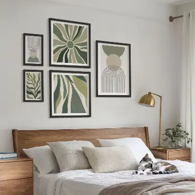 Conjunto de cuadros decorativos diseños abstractos con estilo y motivos de vegetación
