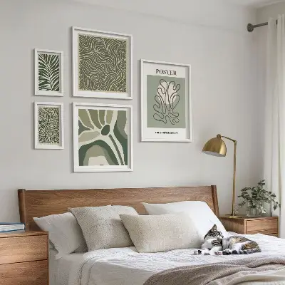 Conjunto de cuadros decorativos con formas abstractas de plantas en estilo bohemio