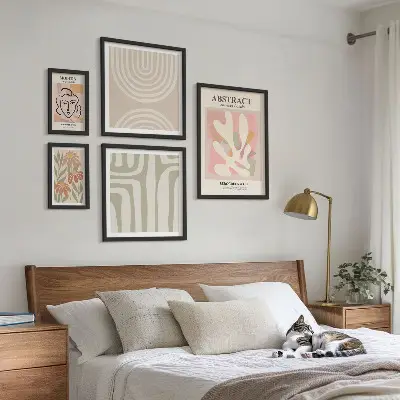 Set de 5 cuadros para salón con diseño de plantas abstractas