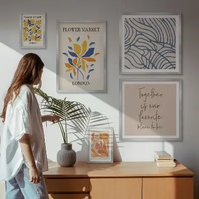 Pared galería de arte motivos florales e inscripciones de Londres