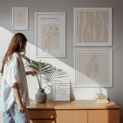 Pared galería de arte Gráficos elegantes de mujeres y plantas