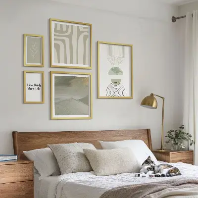 Set de 5 cuadros para salón con gráficos de naturaleza en estilo pastel