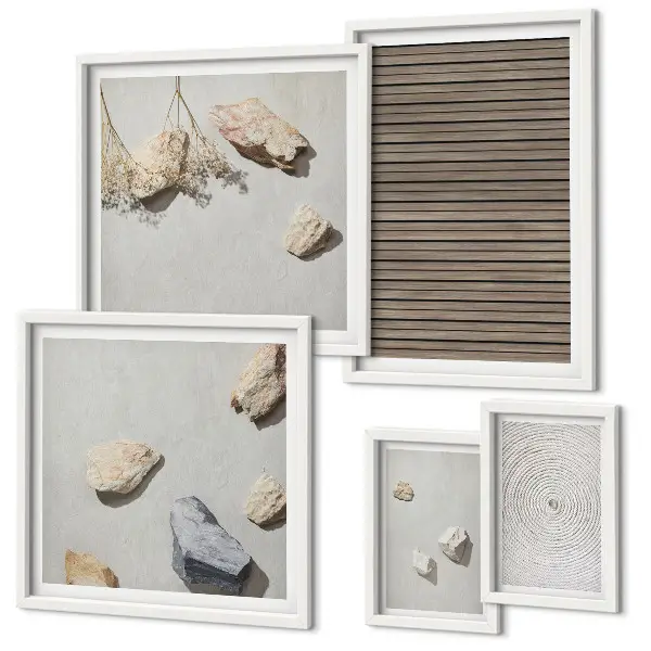 Pared galería de arte con texturas naturales de madera y piedras