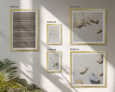 Pared galería de arte con texturas naturales de madera y piedras