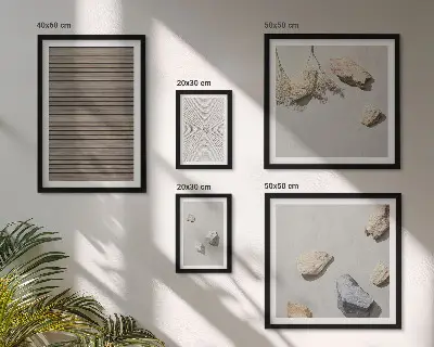 Pared galería de arte con texturas naturales de madera y piedras