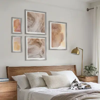 Set de 5 cuadros para salón con diseño de texturas cálidas y coloridas de acuarela