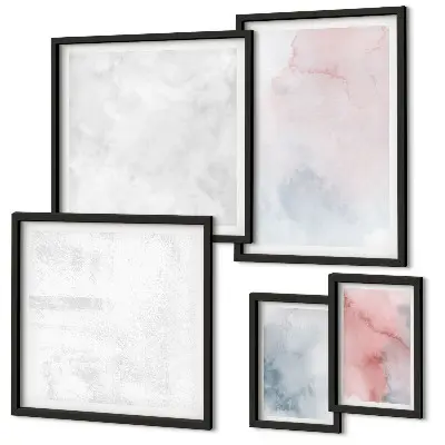 Pared galería de arte con diseño de texturas de acuarela en tonos pastel