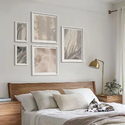 Conjunto de cuadros decorativos con telas bohemias naturales en primer plano