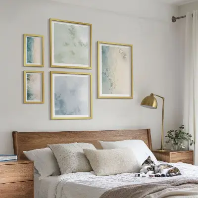 Conjunto de cuadros decorativos con diseño de acuarelas derramadas en estilo minimalista sobre lienzo
