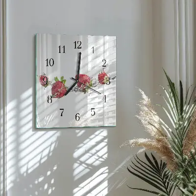 Reloj de pared cuadrado Fresas en agua