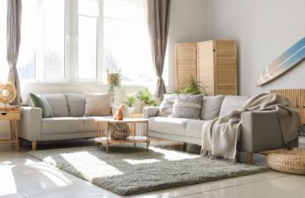 Salón de estilo natural: descubriendo la belleza de la naturaleza en el interior.
