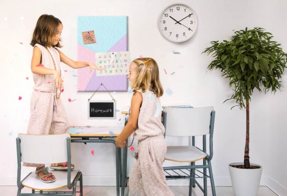 qué colgar encima de tu escritorio